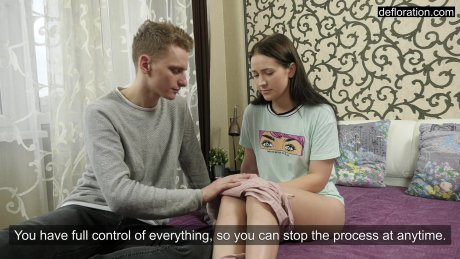 🔥 Девственница из Сызрани пошла заработать — и потеряла не только стыд, но и трусы!