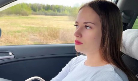 Подвёз до города и получил минет и вагину русской девицы! Классика русского авто-бартерного траха!